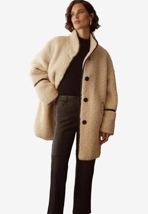 BORG FUNNEL NECK MID LENGTH  - Talvemantel - cream
