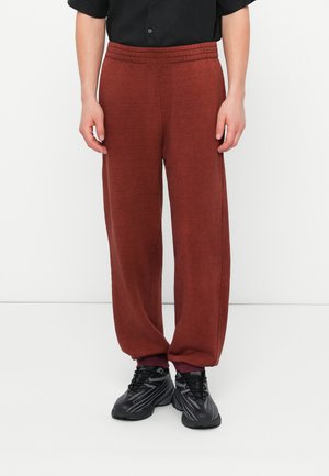 MARKY CUFF - Pantalones deportivos - mottled red