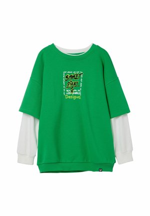 Zielona, oversize'owa bluza z białymi, warstwowymi rękawami, ozdobiona kolorowym nadrukiem z napisami "Street Signs" i "Desigual".