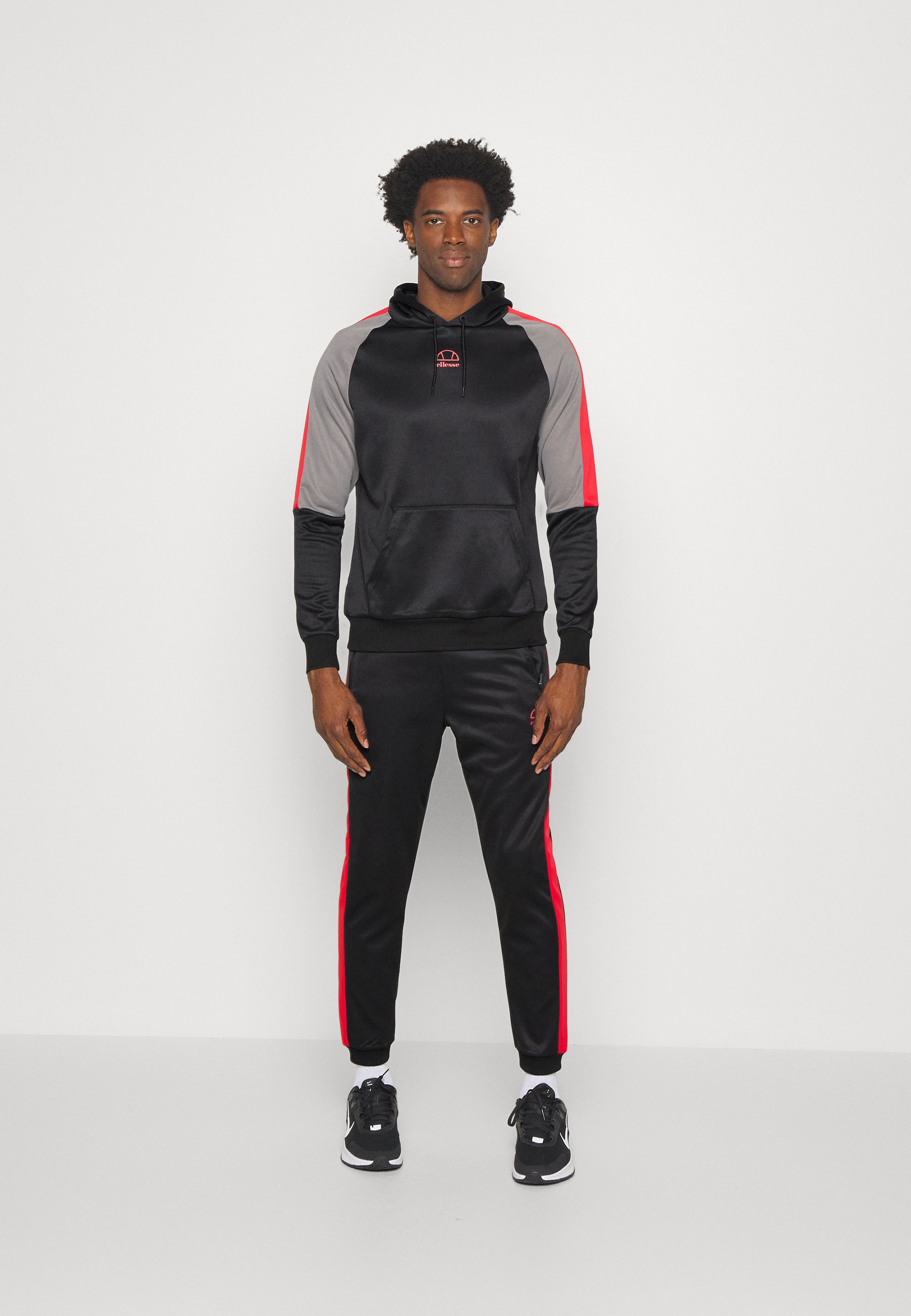 Pantalon Chandal Ellesse Ellesse Pantalon Chandal Mujer Noora