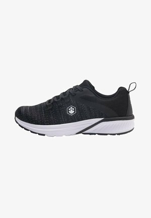 Trainers - black