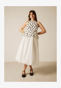 Non sélectionné, black