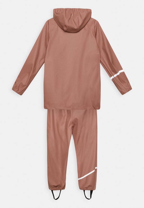 CEMAGIC SET - Waterproof jacket - burlwood3