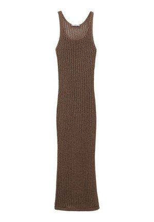 Robe longue marron sans manches en tricot, avec un décolleté rond et un motif en maille ajourée sur toute la surface.
