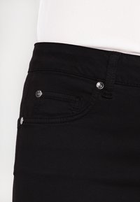 Liu Jo Jeans BOTTOM UP DIVINE         - Pantaloni - nero