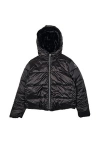 Giubbotto puffer nero lucido con zip frontale a tutta lunghezza e cappuccio foderato in pelliccia sintetica nera, con logo sulla manica sinistra.