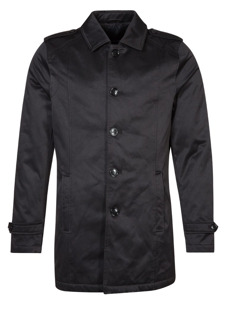 Svart ytterjacka gjord av slät tyg, med knappstängning framtill, axelmärken, sidofickor och rak nederkant.