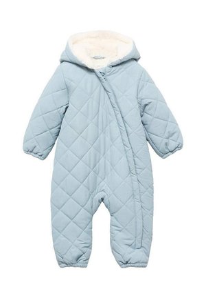 Tuta per neonati in blue chiaro, trapuntata, con cappuccio foderato in pile bianco, zip diagonale e polsini elastici ai polsi e alle caviglie.