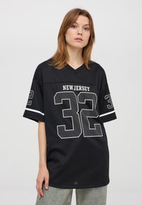 Terranova FOOTBALL - T-shirt con stampa - nero