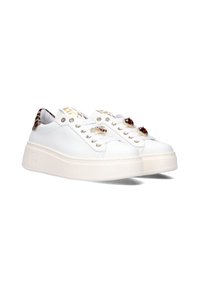 GIO+ PIA - Sneaker low - wit