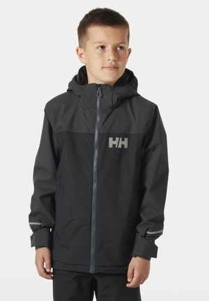 Černá voděodolná bunda se zapínáním na zip, nastavitelnou kapucí, reflexními prvky na rukávech a světle šedým logem na hrudi.