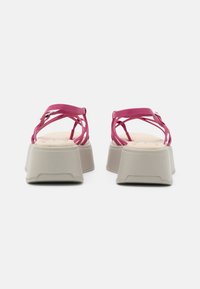 Vagabond COURTNEY - Sandálias em T - hyper pink