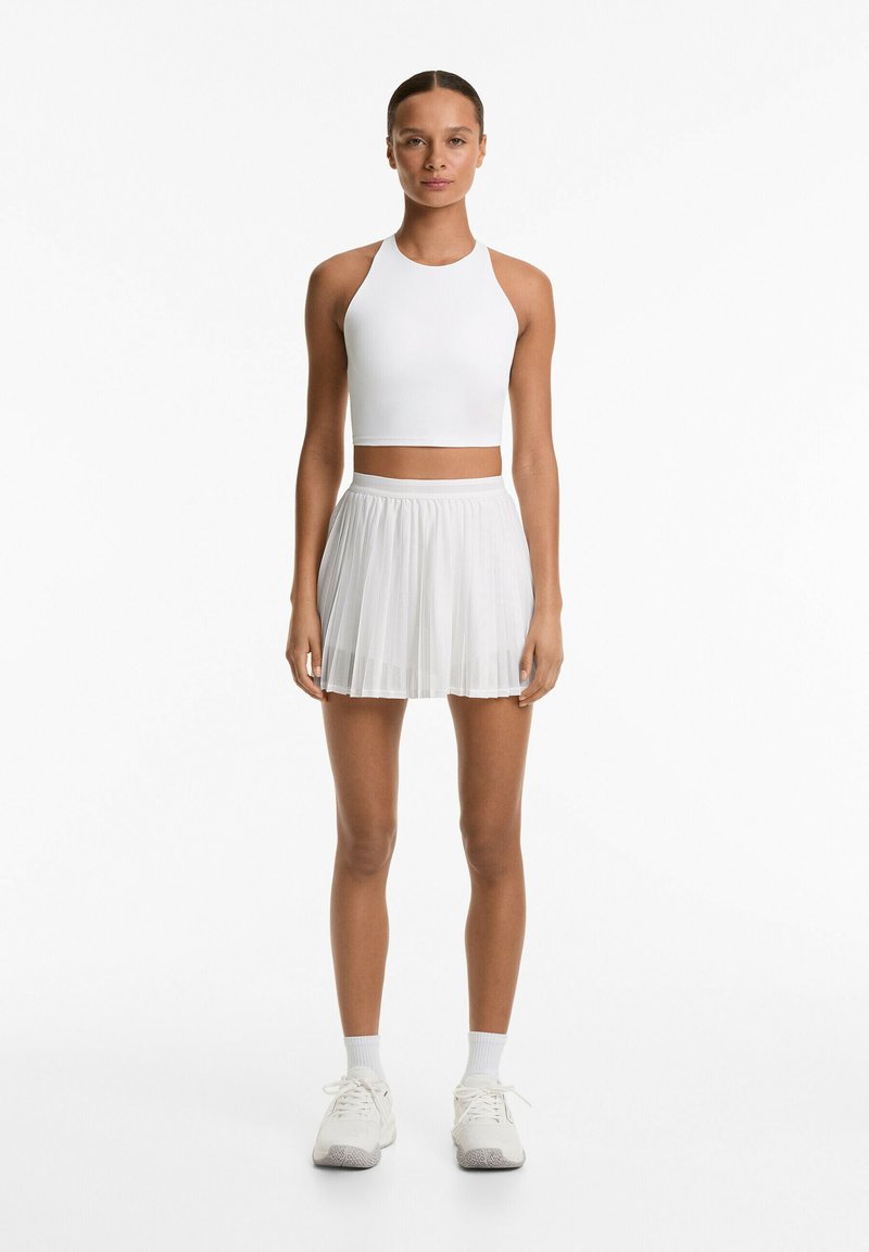 OYSHO COMPRESSIVE MESH Jupe plissée white/blanc