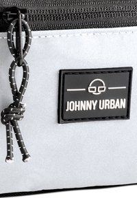 Johnny Urban BAUCHTASCHE ERIK REFLECTIVE - Ledvinka - schwarz reflektierend