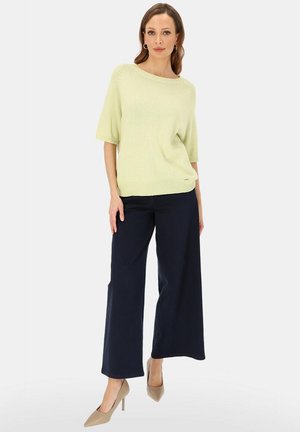 - T-shirt z nadrukiem