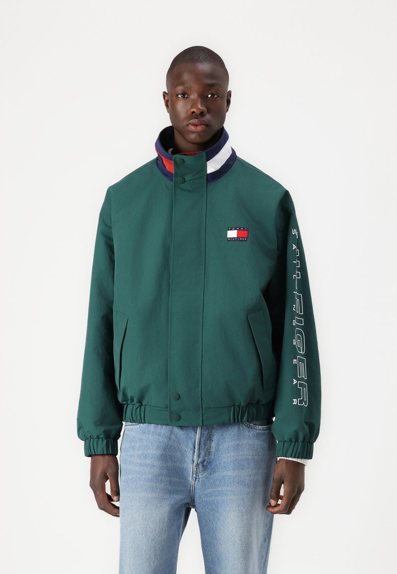 Tommy Hilfiger SAILING REVERSIBLE JACKET UNISEX - Light jacket 