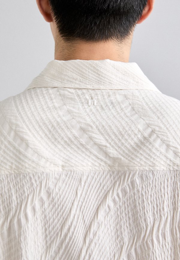 DONSO - Shirt - moonbeam3