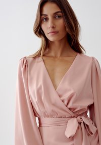 TUSSAH TORI - Denné šaty - rose