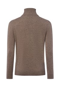 Brauner Strickpullover mit hohem Kragen, langen Ärmeln und gerippten Bündchen. Zarte Textur, schlichte Gestaltung ohne Muster oder Akzente.
