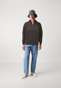 GAP ARCH  - Hoodie - terra brown
