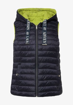 Marineblaue Steppweste mit leuchtend grünem Kapuzenfutter, Reißverschluss, mit Logo versehenen Trägern und horizontalem Steppmuster. Verfügt über Seitentaschen.