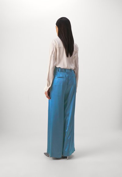 Cinq à Sept SMOOTH SHAUNA PANT - Pantalon de costume - onyx