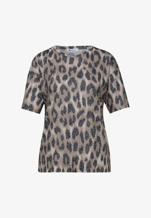 Camiseta de manga corta con estampado de leopardo en beige y gris, con cuello redondo y corte relajado.