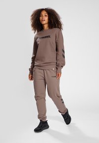 Hummel Sweatshirt - iron