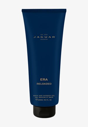 Tube en plastique bleu avec un bouchon noir, étiqueté "ERA RELOADED", contenant 400 ml de gel douche et de bain. Le nom de la marque est mis en valeur par un texte doré.