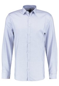 Ljust blå långärmad skjorta för män med knappstängning fram och klassisk krage, i slät väv, visad mot vit bakgrund.