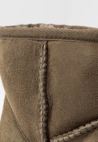 UGG Botki