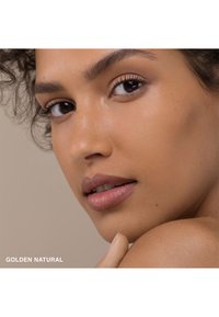 Bobbi Brown SKIN LONG WEAR WEIGHTLESS FOUNDATION SPF15 - Foundation - golden neutral