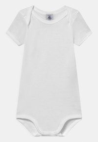 Fehér baba bodysuit, puha pamutból, rövid ujjú, kerek nyakú, alján nyomógombokkal, amelyek megkönnyítik az öltözködést.