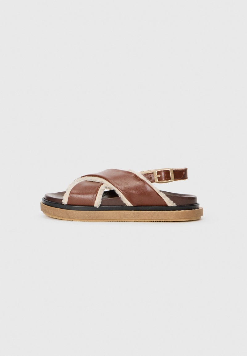 ALOHAS Sandalen met plateauzool bruin