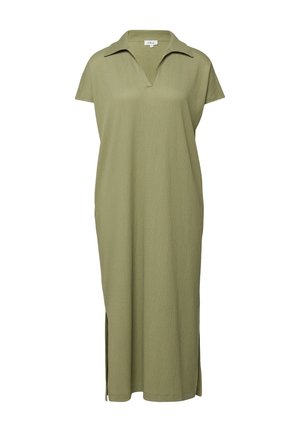 Dzianinowa sukienka midi w oliwkowej zieleni z krótkimi rękawami, kołnierzykiem, dekoltem w serek i rozcięciami po bokach, luźny krój.