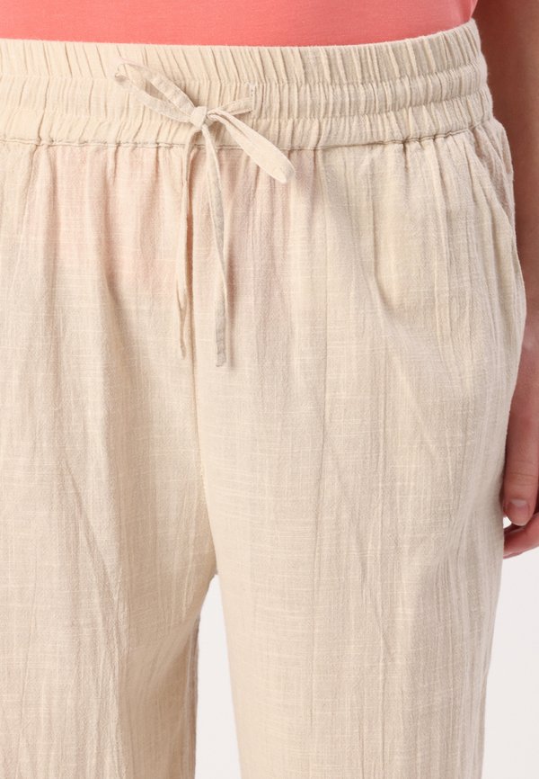 ONLTIZANA LOOSE PANTS - Trousers - silver lining3