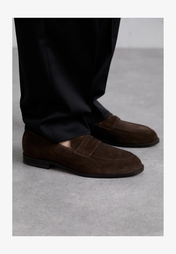 CHARNEY - Smart slip-ons - ebano