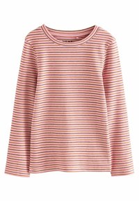 Top a maniche lunghe a coste di colore rosa con righe orizzontali arancioni, marroni e bianche. Presenta un colletto rotondo e una vestibilità morbida.