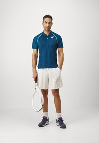 ASICS MATCH SHORT - Sportiniai šortai - cream