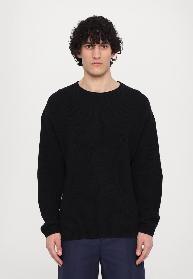 Filippa K RELAXED SWEATER - Džemper - black