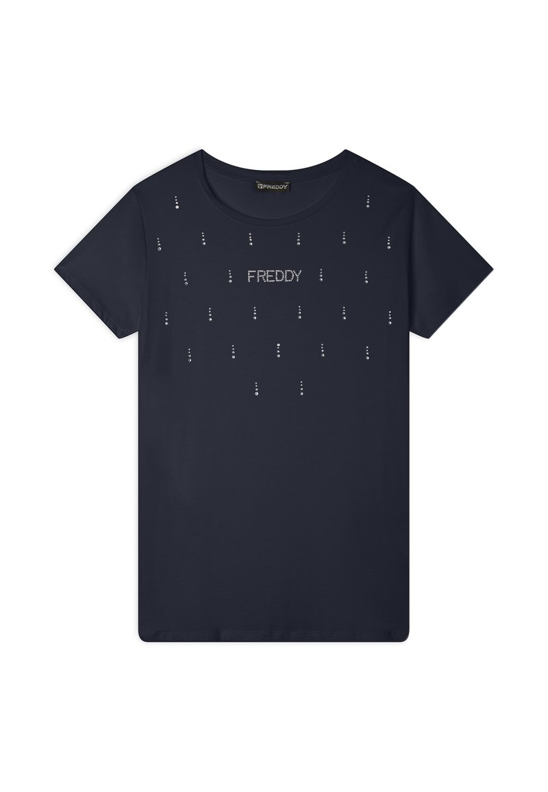 T-shirt girocollo a maniche corte di colore blu navy, con un motivo ripetuto di piccoli dettagli argentati e il nome del marchio 'FREDDY' al centro.