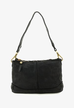 Borsa a tracolla in pelle nera con un unico scomparto con cerniera e dettagli in metallo color oro sulle applicazioni della tracolla.