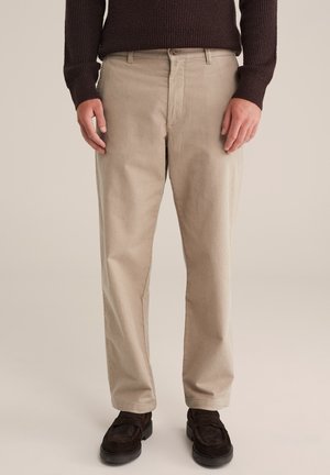 BLUE RIDGE - Laza szabású farmerek - beige