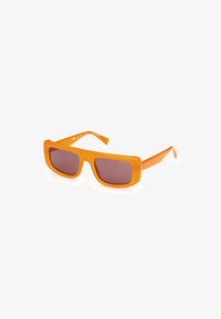 Seleccionado, orange brown