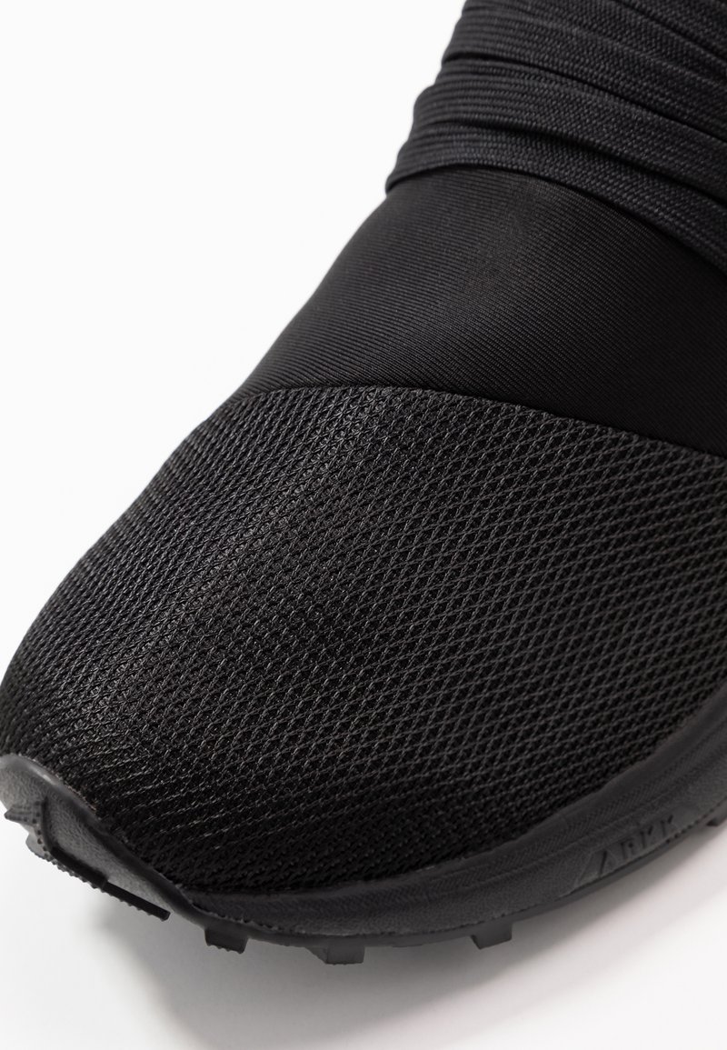 Herren Sneaker low | ARKK Copenhagen RAVEN VIBRAM Sneaker low black/white/schwarz - NY76302 Herren Sneaker low | ARKK Copenhagen RAVEN VIBRAM Sneaker low black/white/schwarz - NY76302