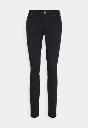 Pantalons noirs ajustés en tissu extensible, avec fermeture à bouton, design à cinq poches et texture lisse avec une coupe soignée.