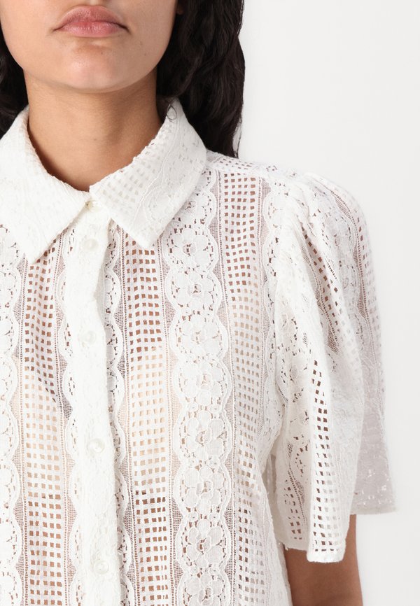 VMDELSIE SHIRT - Button-down blouse - cloud dancer3