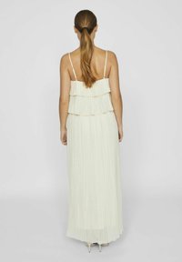 VILA SINGLET - Robe longue - birch