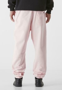 9N1M SENSE ESSENTIAL - Träningsbyxor - pink