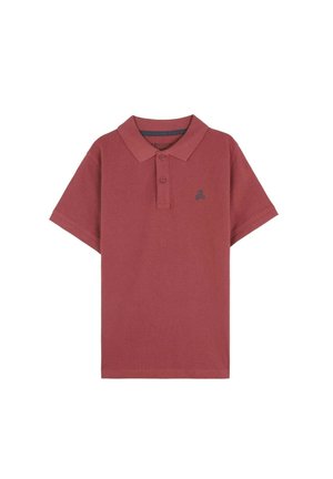 Camisa polo roja de algodón. Presenta un cuello, dos botones, mangas cortas y un pequeño logo bordado en el lado izquierdo del pecho.